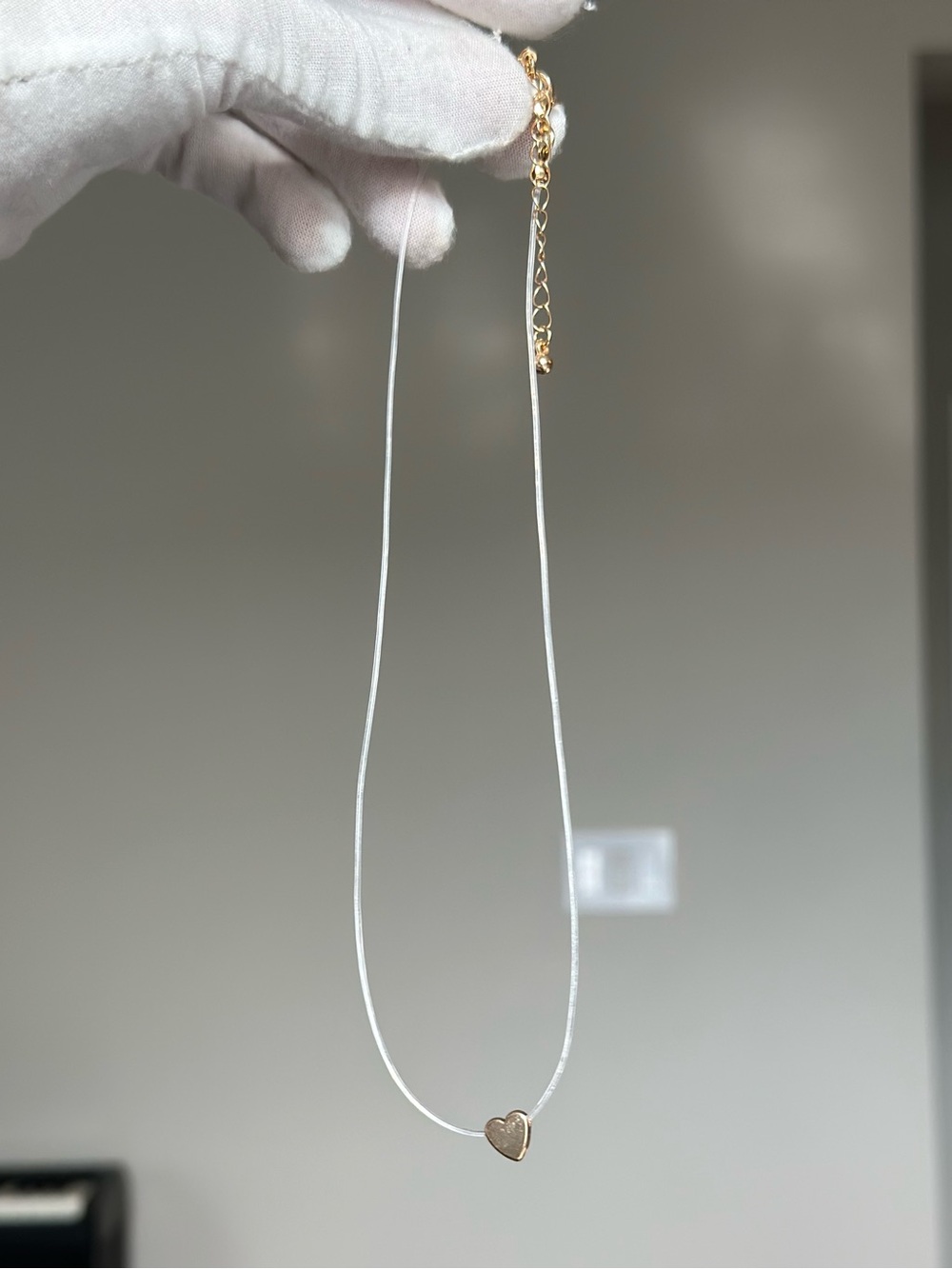 Gold Heart Pendant Choker Necklace - Picture 4 of 4